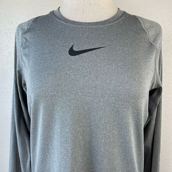NikePro Dri FitLong Sleeve Athletic Shirt Size M EUC - Picture 2 of 9